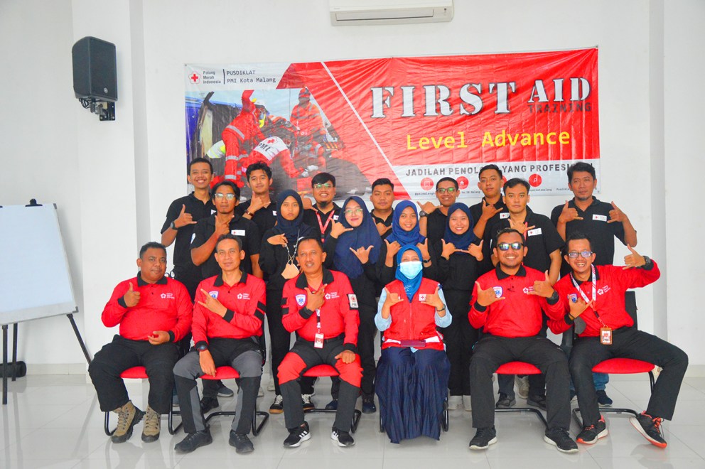 team diklat PMI PMR KSR relawan jambi korps Red Cross Indonesia website
